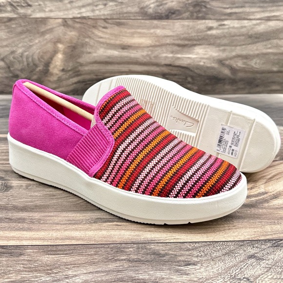 NIB Clarks Layton Petal 8.5W WIDE Slip On Comfort Sneakers fuchsia Pink - Picture 5 of 12